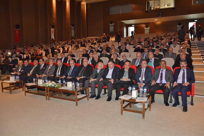 Din Hizmetleri ve İhlas Sempozyumu 10