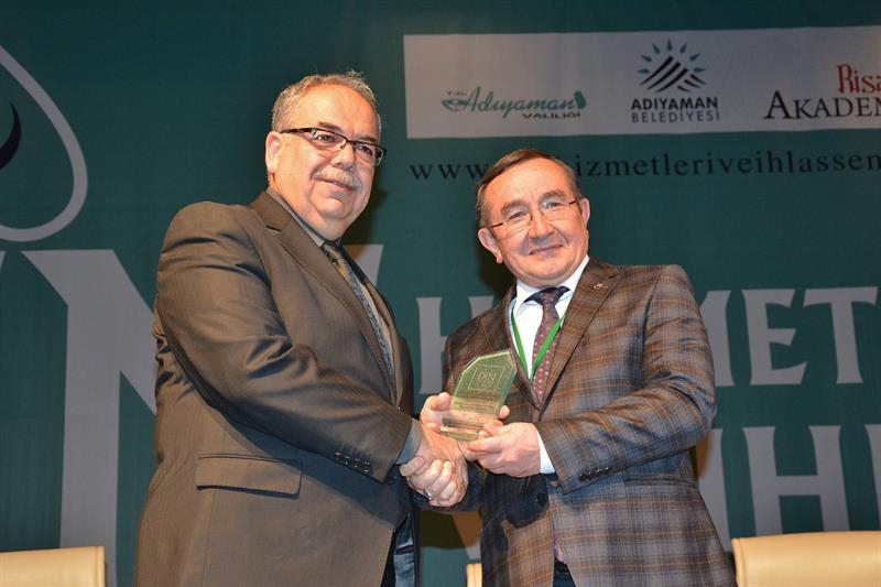 Din Hizmetleri ve İhlas Sempozyumu 15