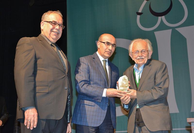 Din Hizmetleri ve İhlas Sempozyumu 17