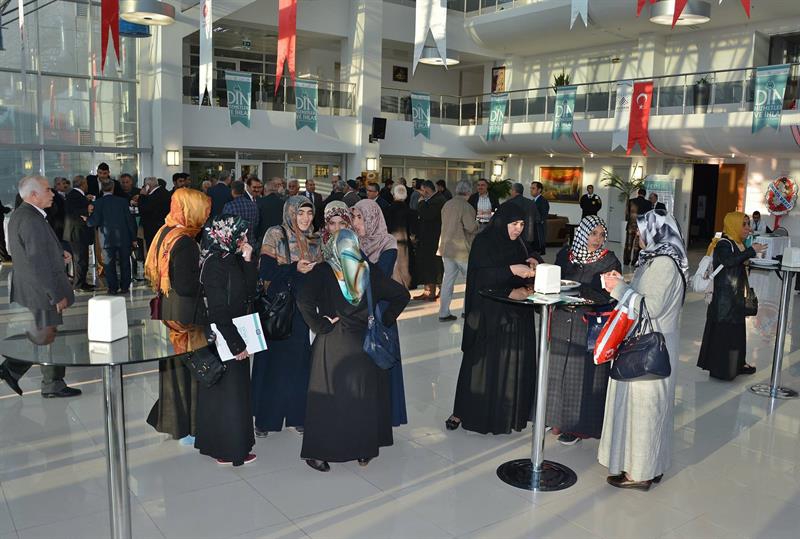 Din Hizmetleri ve İhlas Sempozyumu 20