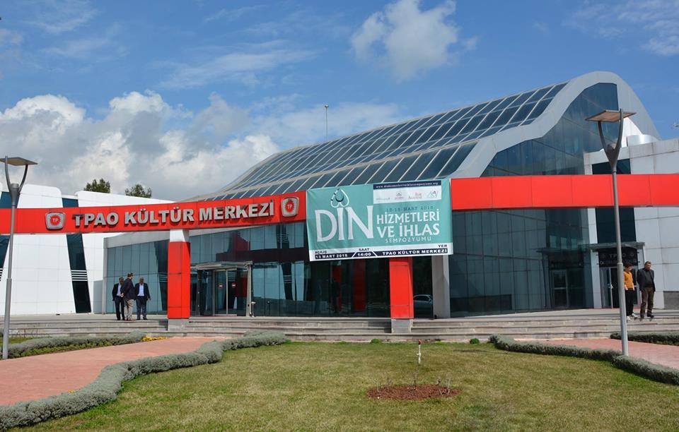 Din Hizmetleri ve İhlas Sempozyumu 22