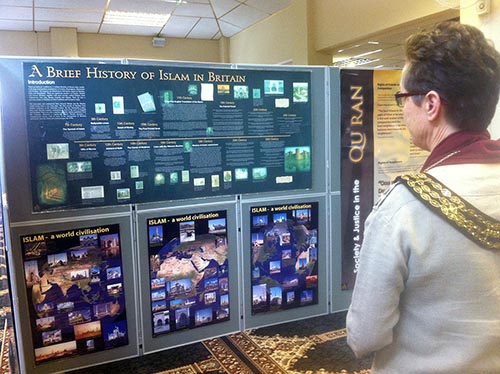 Hayrat Vakfı Southampton’da İslami Tanıtım Sergisi 6