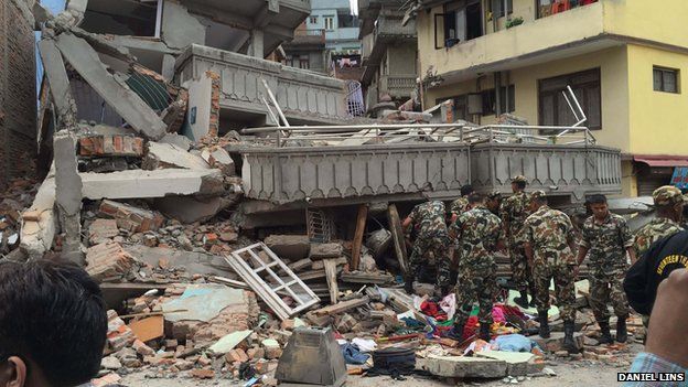 Nepal'deki deprem 20 atom bombası gücünde 7