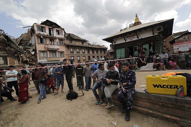 Nepal'in deprem sonrası fotoğrafları 16