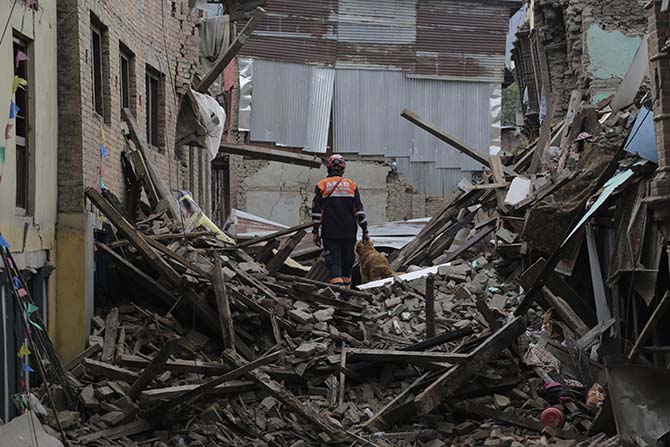 Nepal'in deprem sonrası fotoğrafları 34
