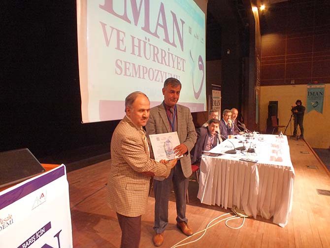 İman ve Hürriyet Sempozyumu'ndan kareler 16