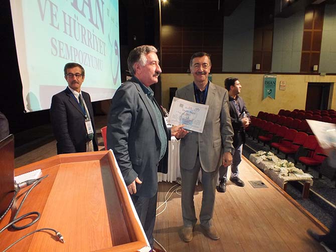 İman ve Hürriyet Sempozyumu'ndan kareler 18