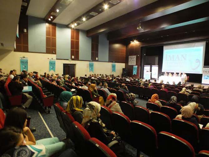 İman ve Hürriyet Sempozyumu'ndan kareler 9