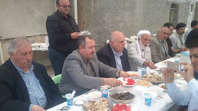Ali İhsan Tola Ağabey dualarla anıldı 10