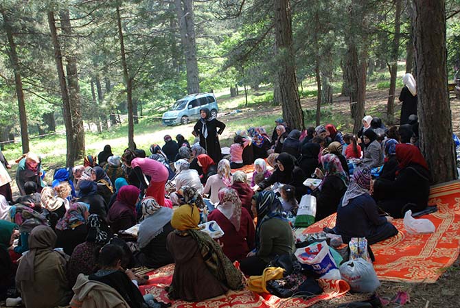 Bursa İttihat Derneği Uludağ mezunlarını buluşturdu 14