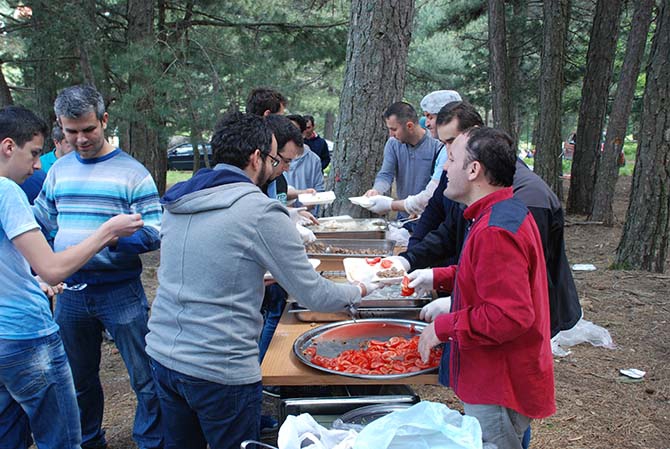 Bursa İttihat Derneği Uludağ mezunlarını buluşturdu 16