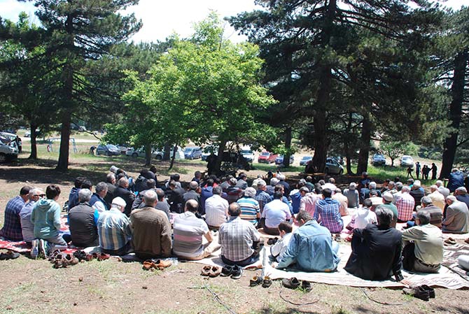 Bursa İttihat Derneği Uludağ mezunlarını buluşturdu 3