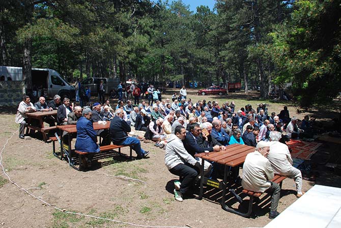 Bursa İttihat Derneği Uludağ mezunlarını buluşturdu 5