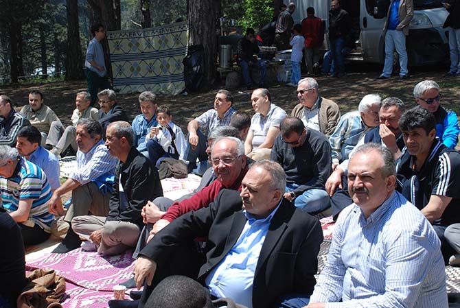 Bursa İttihat Derneği Uludağ mezunlarını buluşturdu 6