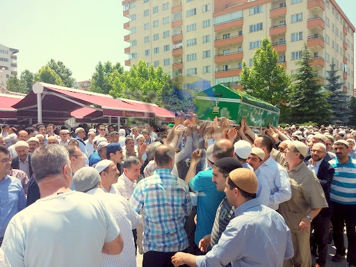 Sadık Çalışkan Ağabey Dualarla Uğurlandı 2