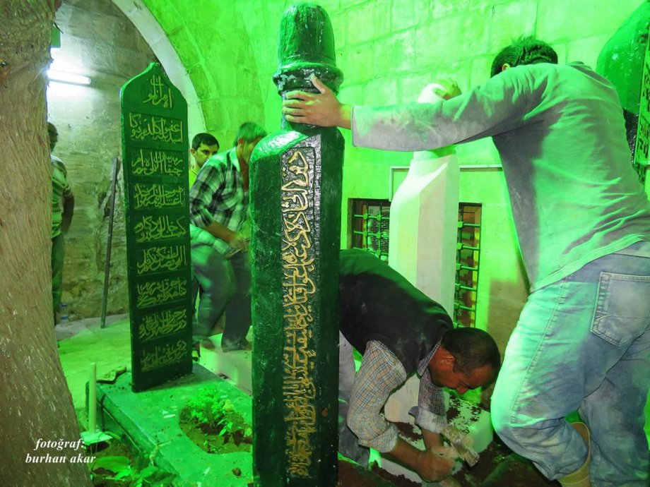 Badıllı Ağabeyin mezar taşı yapıldı 6