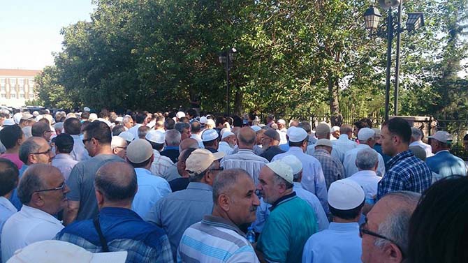 Halil Uslu dualarla uğurlandı 3