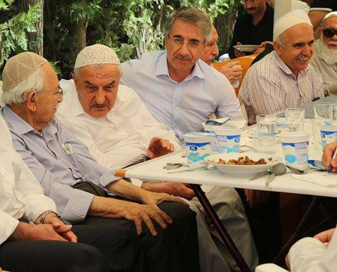 Hulusi Ağabey mevlidle yad edildi 7