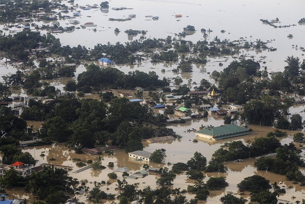 Arakan Müslümanları sele teslim oldu 1