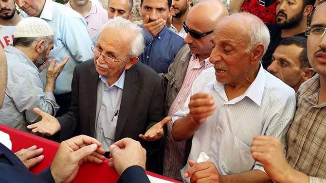 Salih Özcan Ağabey dualarla uğurlandı 10