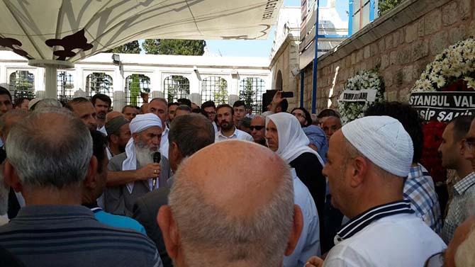 Salih Özcan Ağabey dualarla uğurlandı 19