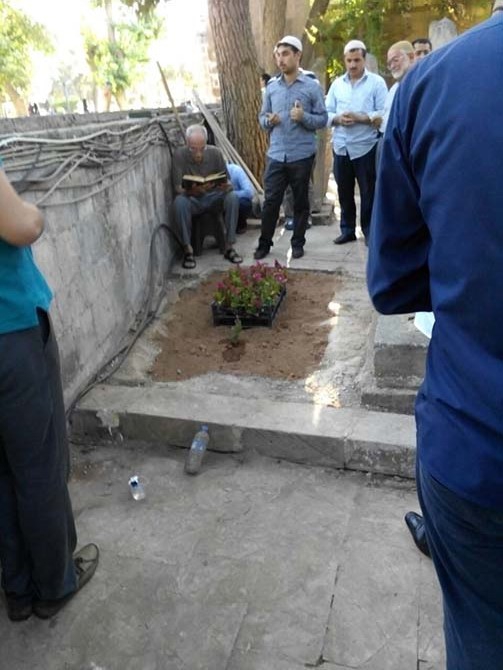 Salih Özcan Ağabey dualarla uğurlandı 32