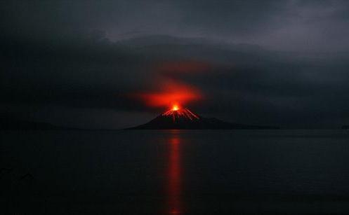 Krakatoa yanardağı patladı 2