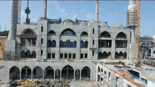 Cumhuriyet tarihinin en büyük cami kompleksi 12