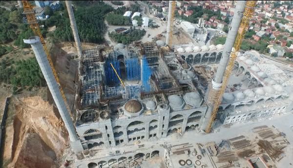 Cumhuriyet tarihinin en büyük cami kompleksi 3