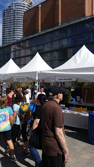 Kanada sokaklarında Risale-i Nur'dan sözler vardı 6