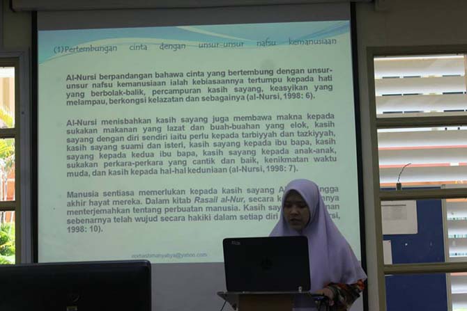 Güneydoğu Asya'da Risale-i Nur programlarından kareler 21