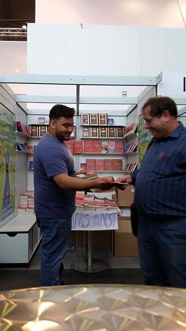 Dünyanın en büyük kitap fuarında Risale-i Nur'u tanıttılar 3