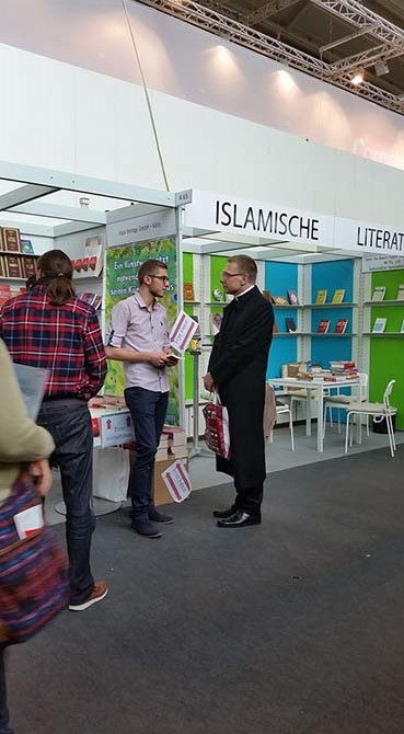 Dünyanın en büyük kitap fuarında Risale-i Nur'u tanıttılar 5