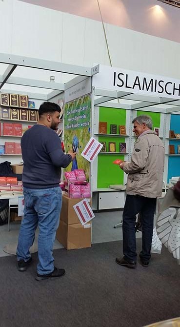 Dünyanın en büyük kitap fuarında Risale-i Nur'u tanıttılar 9