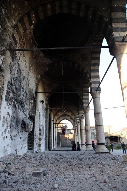 Tarihi cami kullanılamaz halde 10