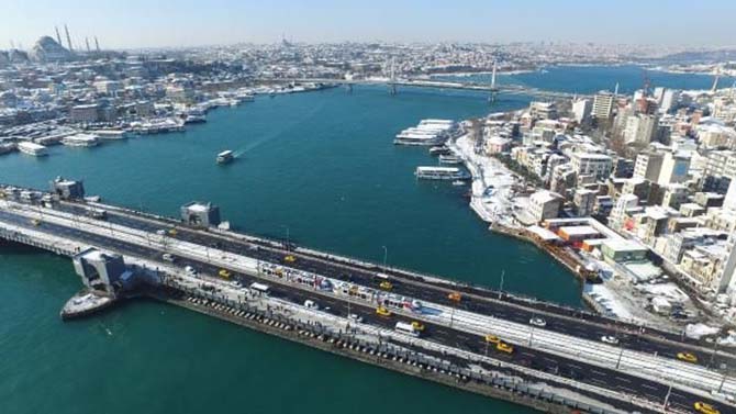 Beyaz rahmete bürünen İstanbul ve Camileri 10