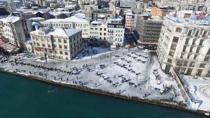 Beyaz rahmete bürünen İstanbul ve Camileri 19