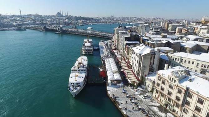 Beyaz rahmete bürünen İstanbul ve Camileri 2