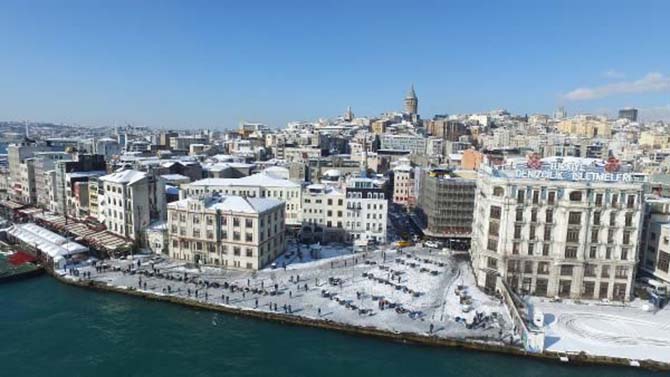 Beyaz rahmete bürünen İstanbul ve Camileri 5
