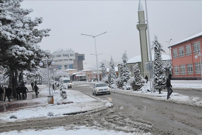 Yozgat'ta kar yağışı 6