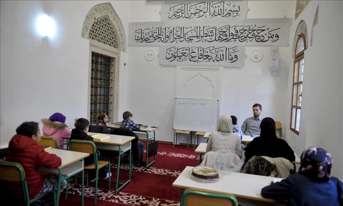 Saraybosna yeni hafızlarını yetiştiriyor 12