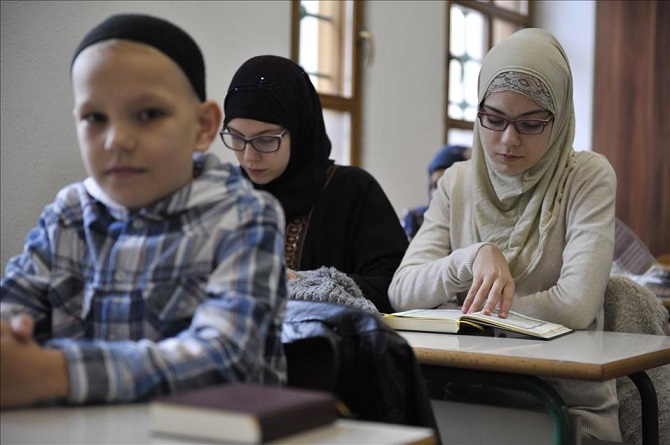 Saraybosna yeni hafızlarını yetiştiriyor 4
