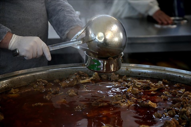 Yoksulların yüzünü 224 yıldır güldüren imarethane 2