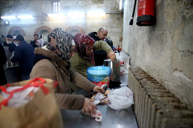 Yoksulların yüzünü 224 yıldır güldüren imarethane 8