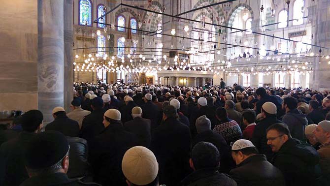 Ahmet Aytimur Ağabey'in cenaze namazından kareler 13