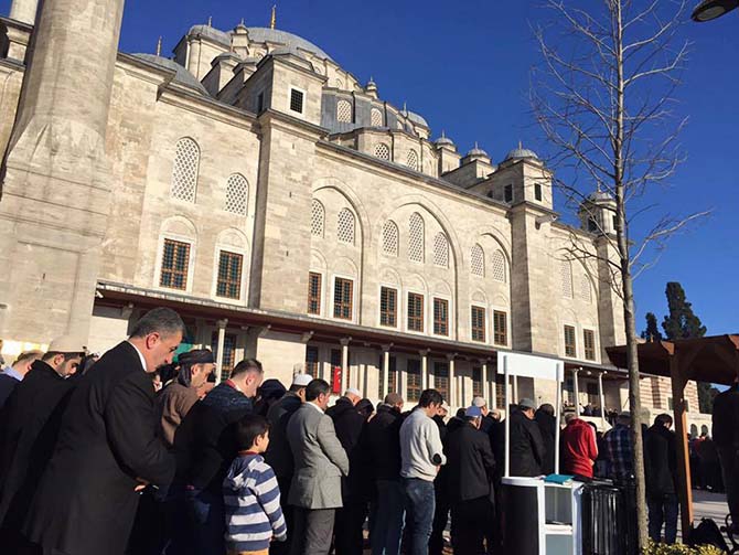 Ahmet Aytimur Ağabey'in cenaze namazından kareler 16