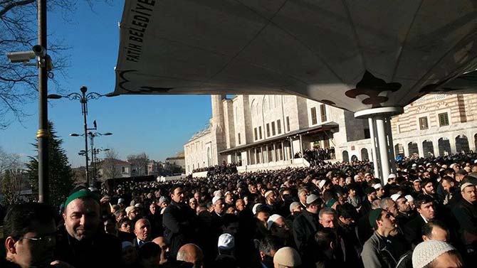 Ahmet Aytimur Ağabey'in cenaze namazından kareler 30