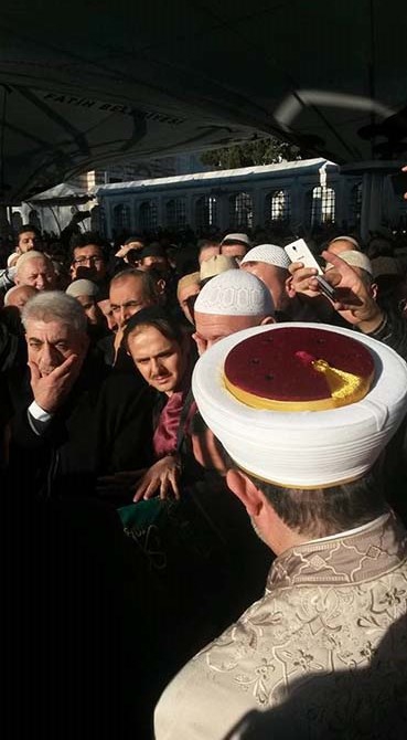 Ahmet Aytimur Ağabey'in cenaze namazından kareler 35