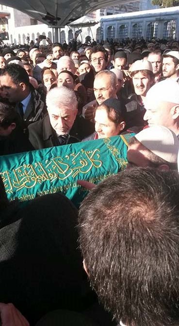 Ahmet Aytimur Ağabey'in cenaze namazından kareler 36