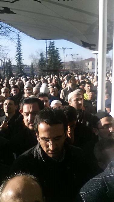 Ahmet Aytimur Ağabey'in cenaze namazından kareler 38